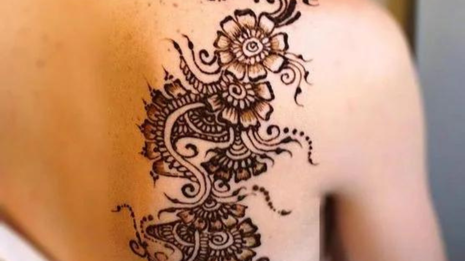 Untitled design Govind Singh Mehandi Designer